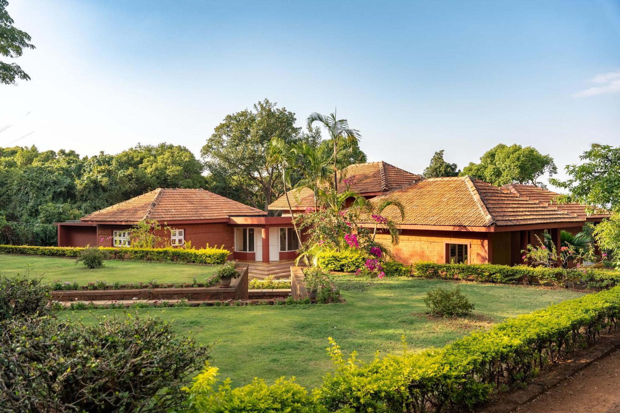 Saffronstays Garnet House Mahābaleshwar Extérieur photo